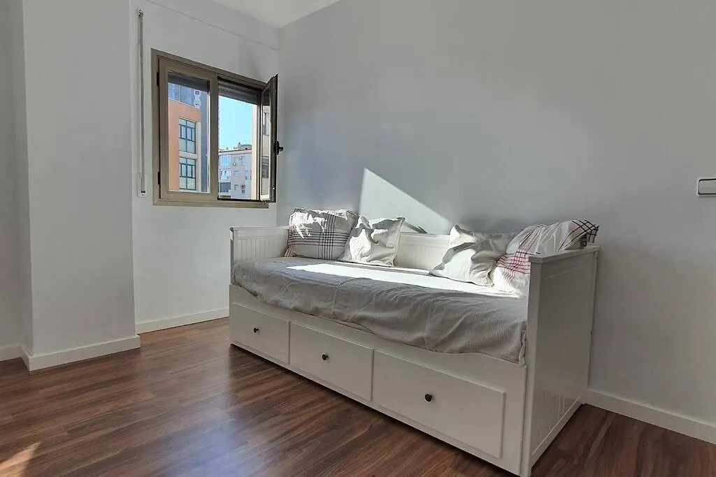 Gran Piso En Zona Comercial Malaga Apartment